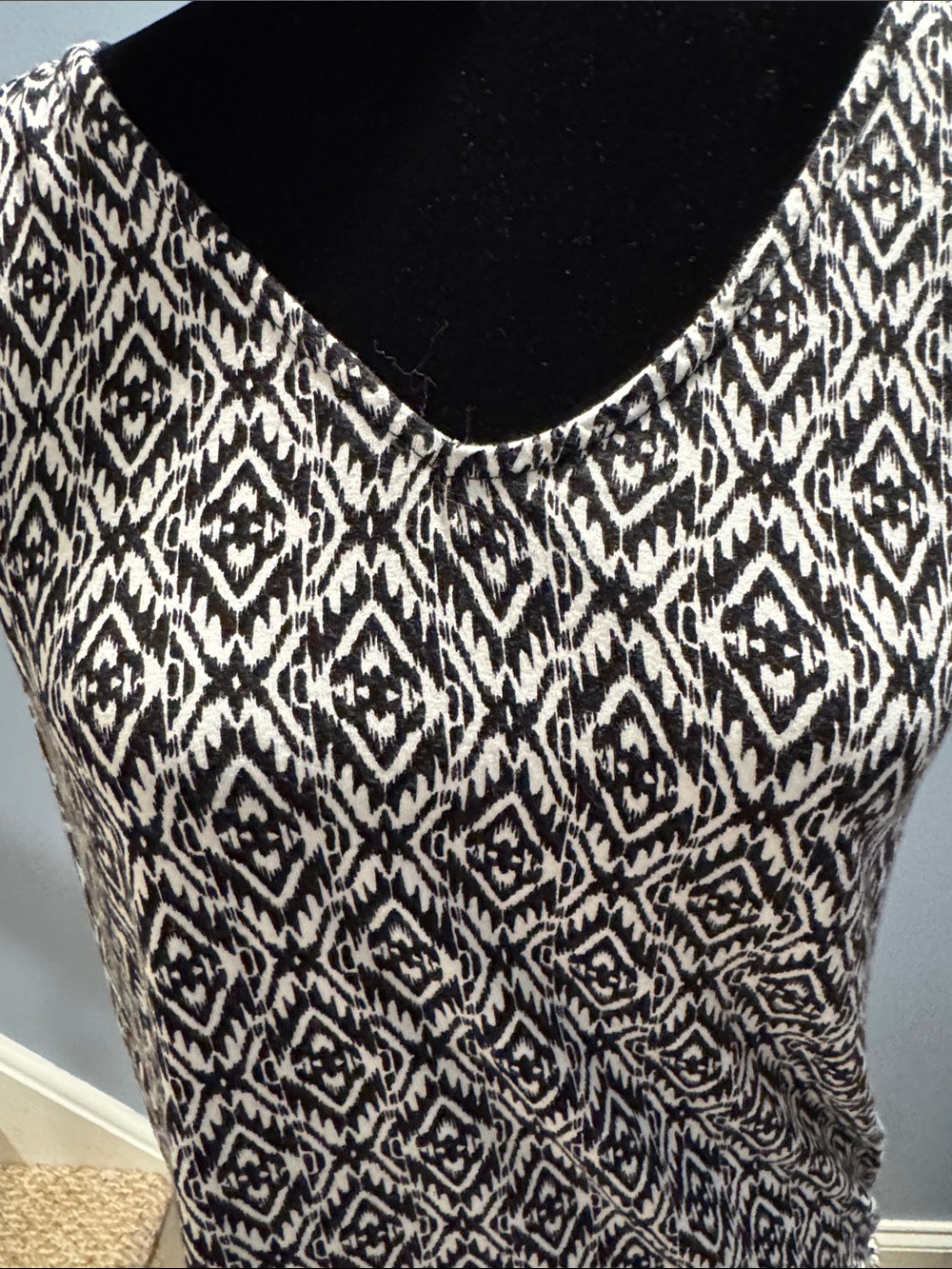 Papermoon Tank Top - Picture 2 of 6
